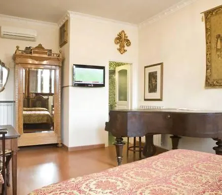 Lungarno Ponte Vecchio Apartment